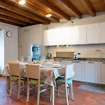 Stabello Tower View& Hot Tub Experience Zogno